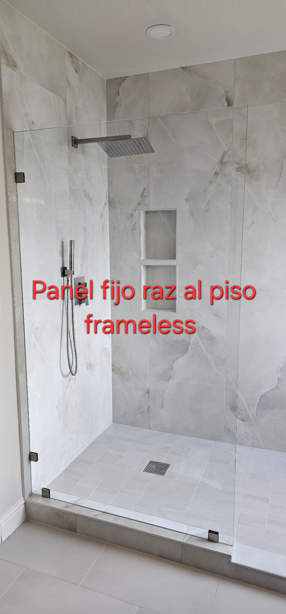 Fixed panel flush with the floor, frameless